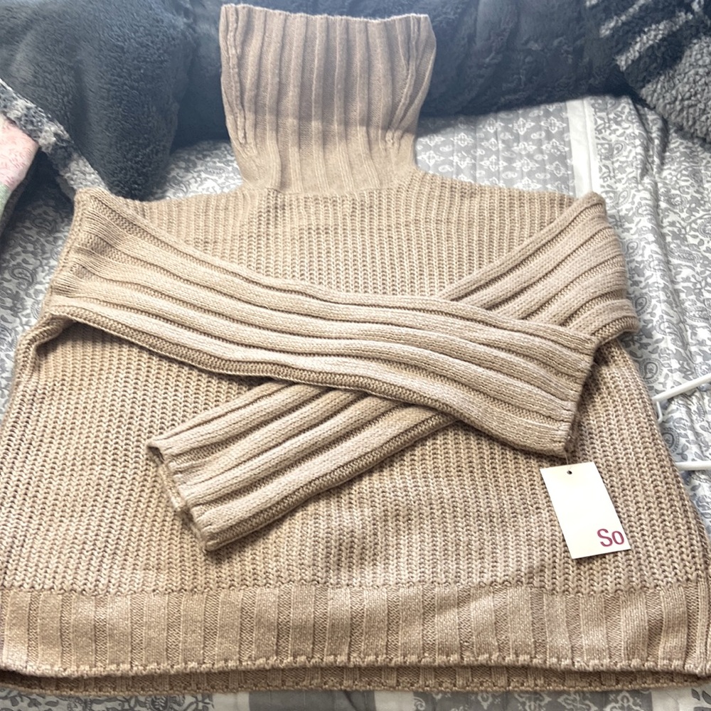 Mocha Cropped Turtleneck from Kohl’s With Tags Never Worn